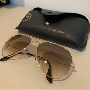 NWOT women’s sunglasses